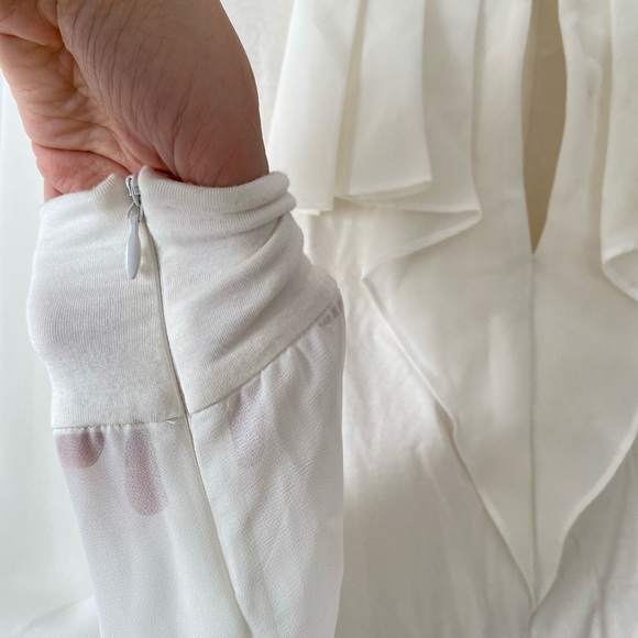 NWT Karen Millen off-white blouse, sheer sleeves - Picture 5 of 6